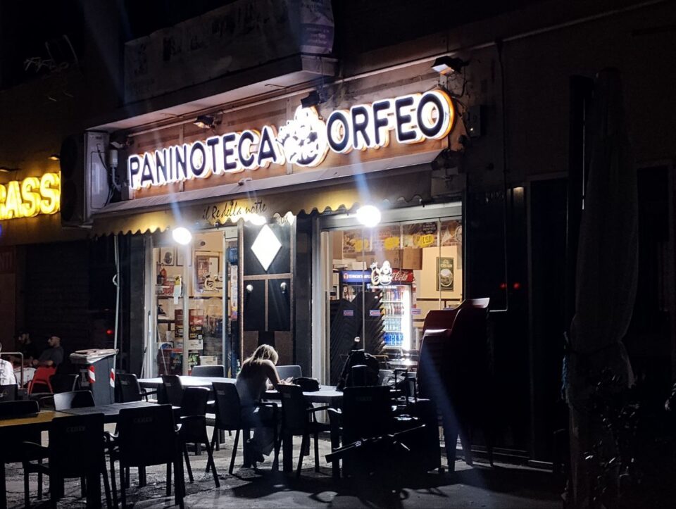 Paninoteca Orfeo: Король ночи в Риме(Цены)